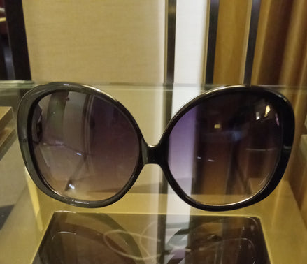 Gafas de sol redondas de gran tamaño (¡las favoritas de B'Luxe Clothing Boutique!)