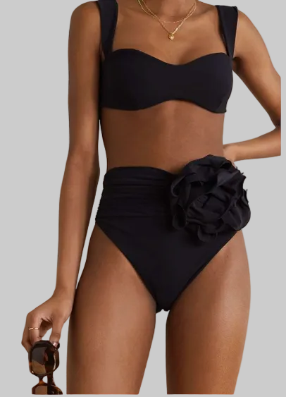 "En Flor" - Bikini con Adornos Florales