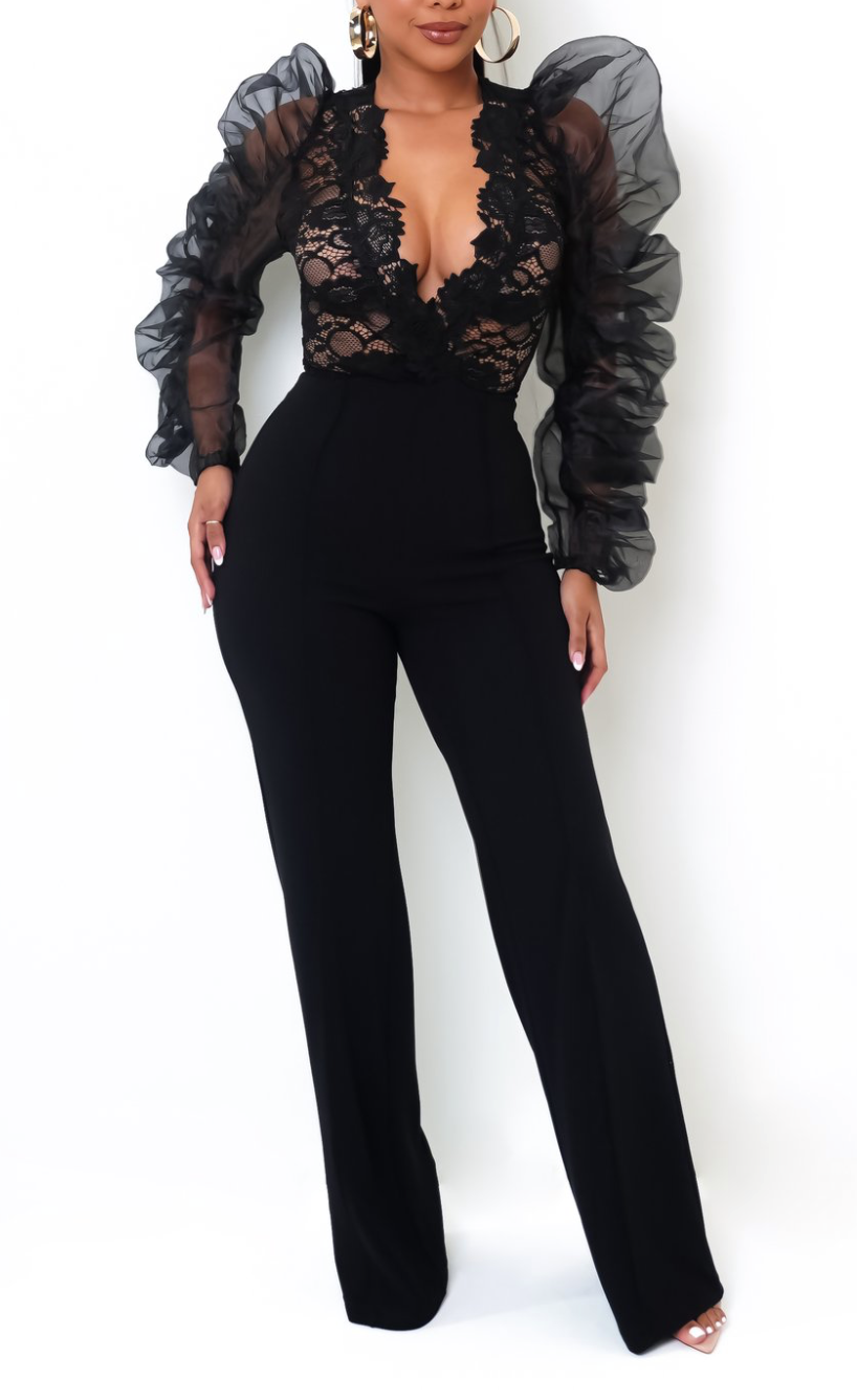 Mono con mangas peplum y top de encaje