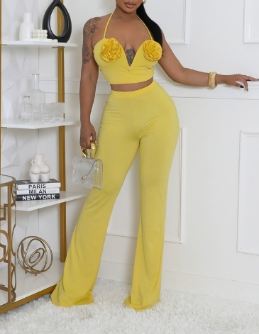 Ensemble haut dos nu et pantalon orné de fleurs « In Bloom »