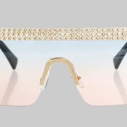 Lunettes de soleil à monture carrée ornée de strass (4 couleurs disponibles !) (Coup de cœur de la boutique B'Luxe Clothing !)