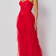 Robe longue en tulle bustier à effet cascade sans bretelles