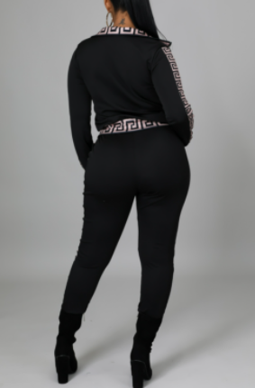 Collection « Géométrique Luxe » - Ensemble de jogging à bordures géométriques