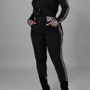 Collection « Géométrique Luxe » - Ensemble de jogging à bordures géométriques