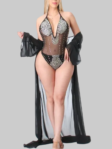 Traje de baño adornado con diamantes de imitación y kimono transparente hasta el suelo (¡el favorito de B'Luxe Clothing Boutique!)